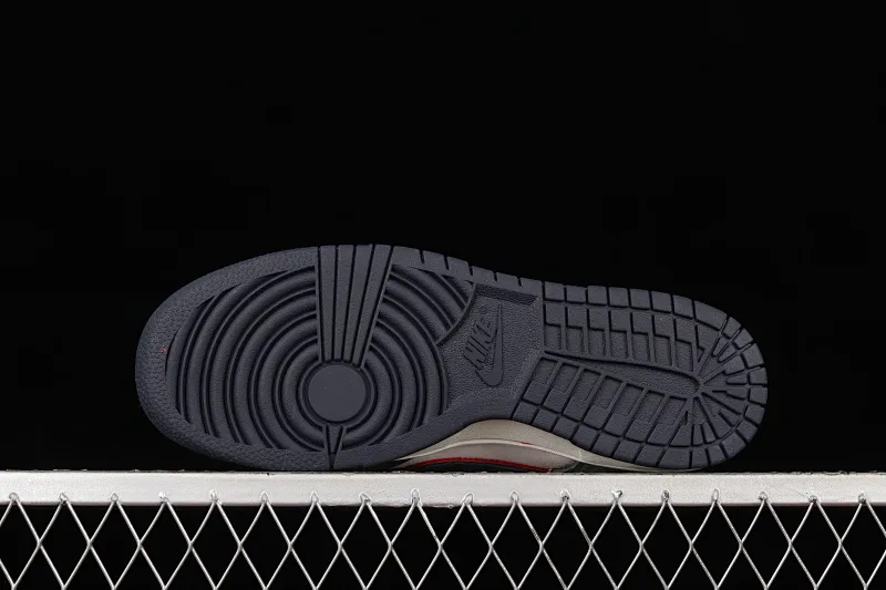 All Categories Nk SB Dunk Series Nk SB Dunk Low Low-top sneakers F version Otomo Katsuhiro x Nk SB Dunk Low "Steamboy OST" Otomo Katsuhiro co-branded SB low-top sports and leisure sneakers LF0039-004